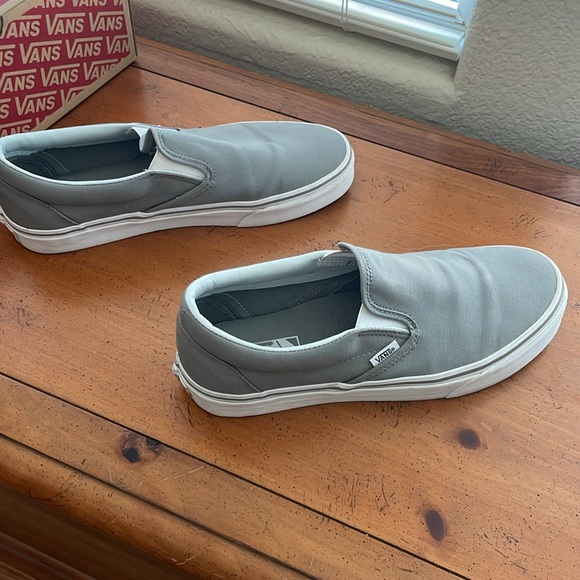 Vans - Women’s Classic Slip-On - Picture 7 of 11